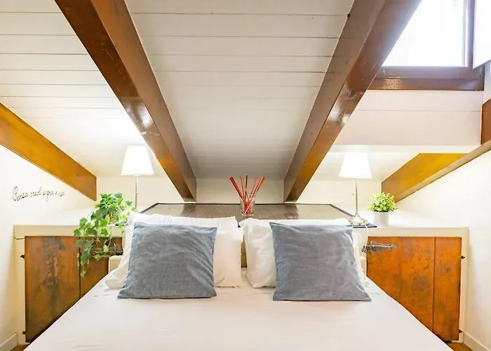 Daire Italstay - Canonica Attic Milano